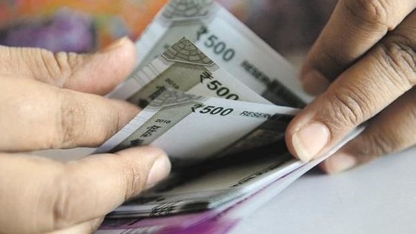 7th pay commission: Dearness allowance will increase by 42% next year, know latest updates