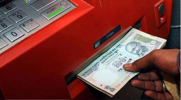 ATM Cash Withdrawal Changes : Withdrawing money from ATM became expensive, now you will have to pay extra charges, check changes immediately