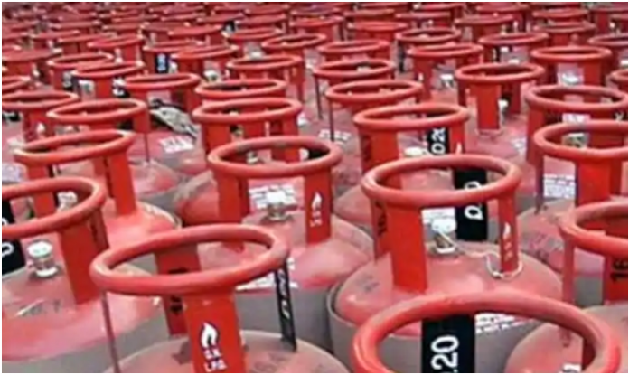 LPG Gas Price: Big news! LPG became cheaper, cut by 172, see the new rates of Delhi-Patna.