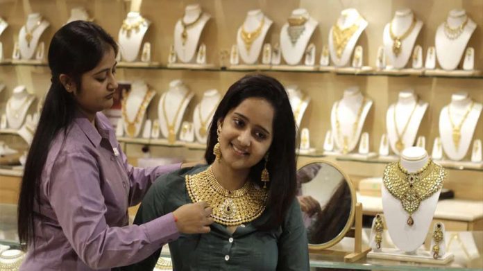 Good News! This time on Dhanteras buy gold for just 1 rupee, know what is the way