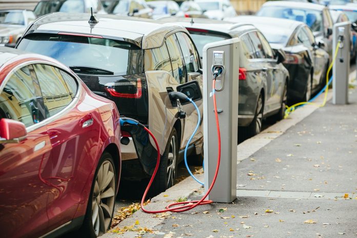 Big News! Open EV charging station for just Rs 2500, government is giving subsidy of ₹ 6,000, know details