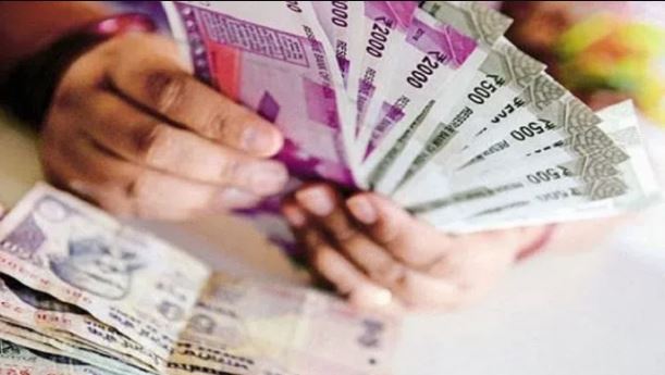 Fixed Deposit Interest : This bank is giving 8.25% interest on special FD, know the term and other conditions Fixed Deposit Interest : This bank is giving 8.25% interest on special FD, know the term and other conditions