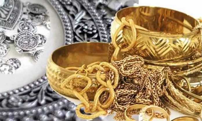 Gold Price Update: Before Diwali, Silver becomes cheaper by more than Rs 1100, gold also falls