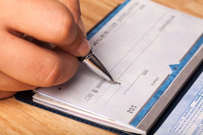 Cheque Rules: Which colour pen should be used for Cheque sign, know RBI guidelines