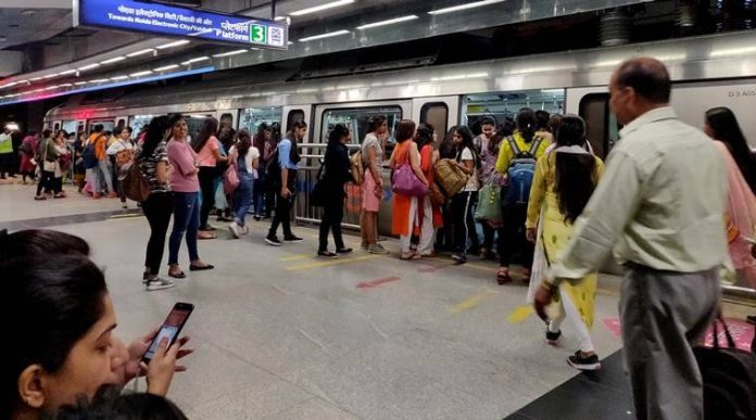 Delhi Metro: Good News! Now these people will not have to pay fare in Delhi Metro, will travel for free