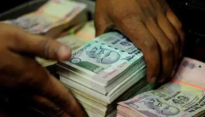 EPFO ​​account holders get free insurance of Rs 7 lakh, know how you can avail the scheme