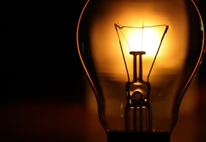 Electricity Consumers: Good news! Save electricity and get a reward of up to Rs 2 lakh, know full information