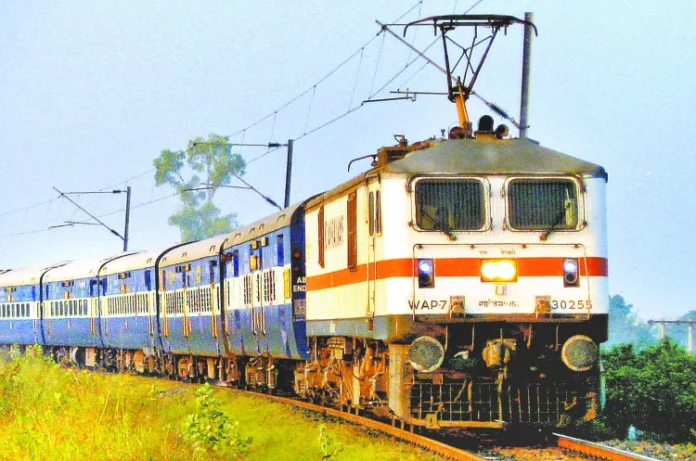 Indian Railways: Good News! Railways will run 179 chhath puja special trains, check here all details