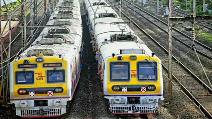 Indian Railways Train Cancelled Today: Railways canceled 135 trains today, check your PNR status with these easy steps