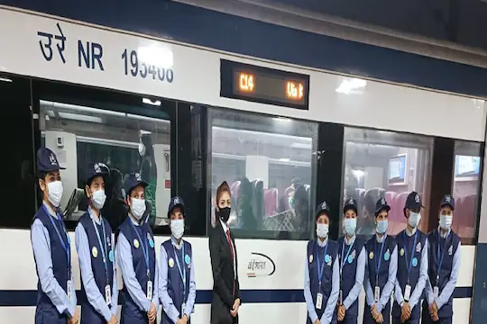 Indian Railway/IRCTC: IRCTC's big decision! Train hostesses will run in premium trains, know the new services of IRCTC Indian Railway/IRCTC: IRCTC's big decision! Train hostesses will run in premium trains, know the new services of IRCTC