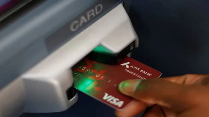ATM Cash Withdrawal: You have to pay more amount for ATM cash withdrawal, know update