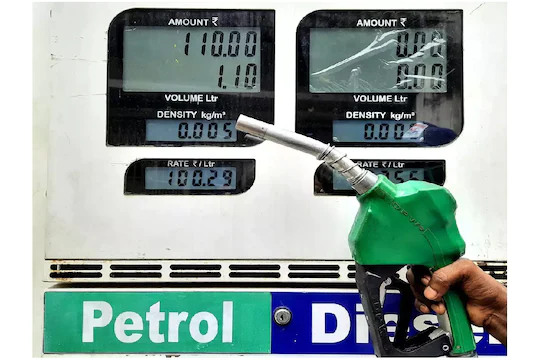 Petrol Diesel Prices : Petrol in Delhi Rs 96.72 a liter and in your city? know here