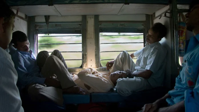 Indian Railways Rules: Railway's new rule for sitting on the window seat, know the new rule