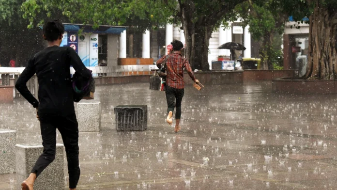 IMD New Alert: Changes in weather continues! Heavy rains in 12 states till March 5, temperature will increase in 12 areas