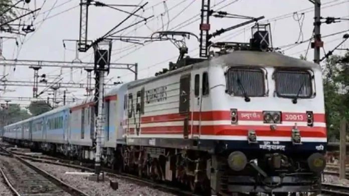 Indian Railways: 222 trains are canceled on Friday by Indian Railways, See complete train list