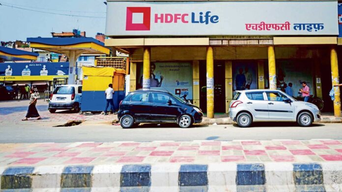 HDFC New Life Insurance Plan: Now you will be able to take death benefits in installments, know new plan details