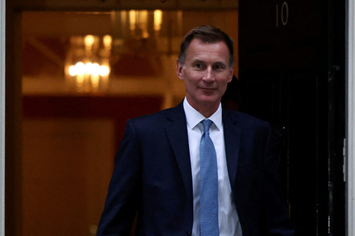 UK already in recession and GDP to fall by 1.4% in 2023, Jeremy Hunt says