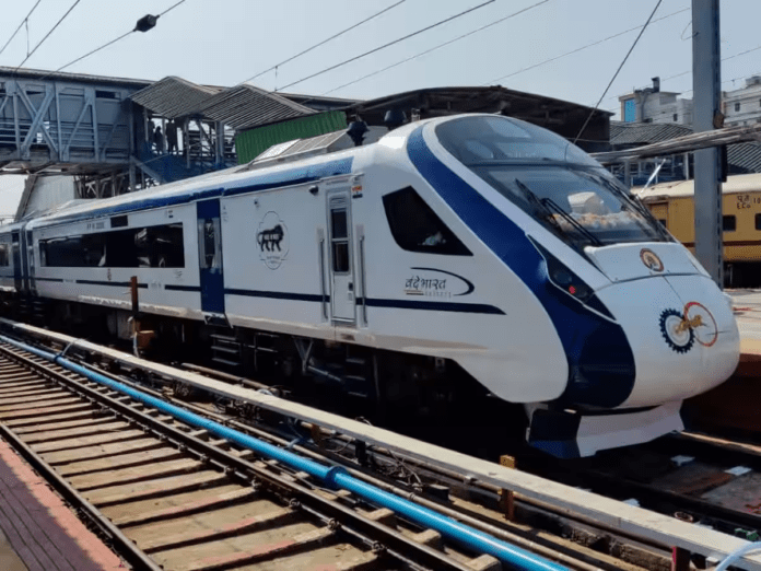 Sleeper Vande Bharat Train: 6 new trains including sleeper Vande Bharat will be started, check routes & other details