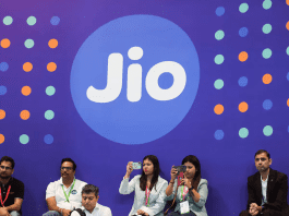 Reliance Jio superhit plan! You will get 11 months validity, calls and data in just Rs 895, check plan details