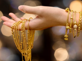 Gold Price: Big news! Gold fell by Rs 2375 and silver became cheaper by Rs 2297