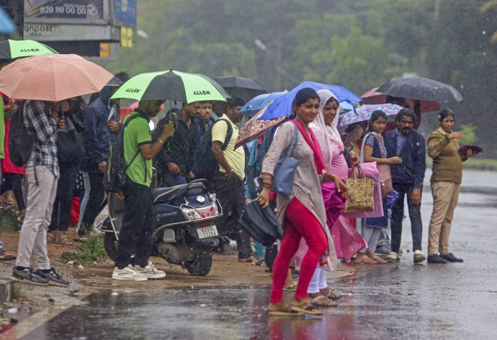 IMD Rain Alert: Heavy to very heavy rains may occur in these states for next 4 to 5 days, strong winds will blow at a speed of 40-50, know details