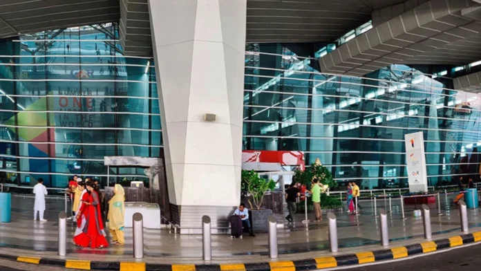 Delhi Airport Jobs 2025: Bumper vacancy for 10th pass in Delhi Airport, salary up to ₹ 35,000, apply like this