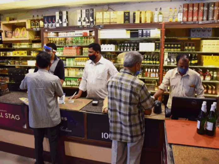 Liquor Shop Payment Rule: No cash for liquor, only online payment will be accepted