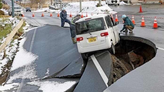 2919286 Japan Issues Megaquake Warning: Should India Worry?