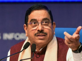 Pralhad Joshi Takes Additional Charge as Union Education Minister After Dharmendra Pradhan’s Resignation Pralhad Joshi Education Minister